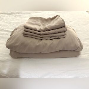 Quince Bamboo Duvet & Sheet Set